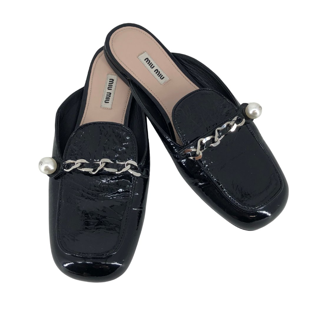 Miu Miu Black Size 8.5B Patent Mule - Clothes Circuit